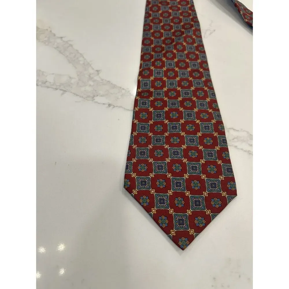 Vtg ROBERT Stock Men's Red Blue Geometric Silk Tie 3.75” Necktie‎ USA